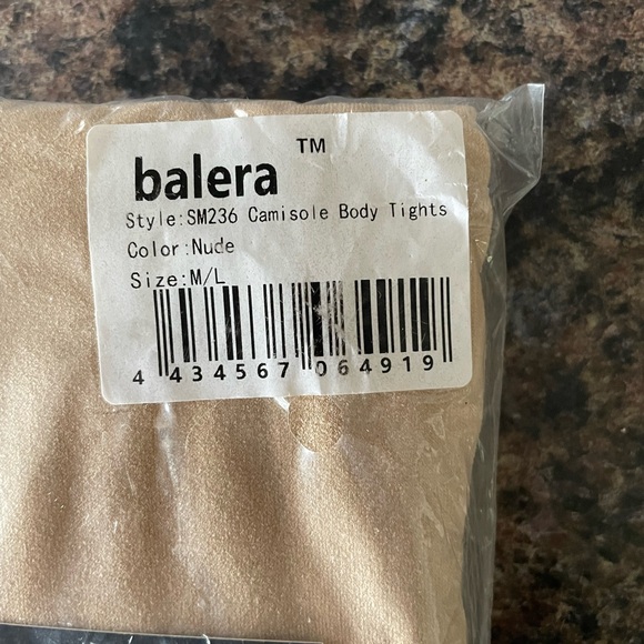 NWT Balera Dancewear Camisole Bodytight Nude M/L - Picture 2 of 5